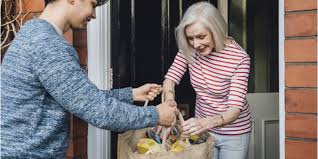 Le diabte est son ennemi intime, quõil personnifie ˆ la troisime personne. Livraison De Repas A Domicile Pour Personnes Agees Senior Globe