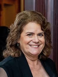 Alice Dooley's Instagram, Twitter & Facebook