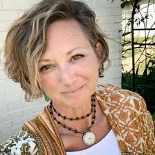 JEN TUCKER (jennyleatucker)