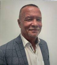 Liz Crotty's Instagram, Twitter & Facebook