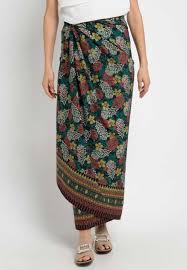 Tempat menjual berbagai model objek pakaian wanita dan pria harga obralan dari anak sampai dewasa, berkat online shop kini siapapun bisa belanja baju satuan dan eceran dari jarak jauh maupun terdekat. 30 Model Rok Batik Modern Lilit Panjang Pendek