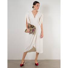 Para verificar reposição, outros tamanhos ou qualquer dúvida pode nos chamar no whatsapp! Vestido Etelvina Off White Linda De Morrer 44