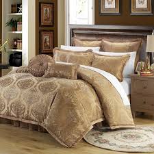 From traditional wood beds and modern, upholstered headboards to nightstands, dressers, chests and mirrors, find the perfect pieces for a stunning bedroom transformation in bassett furniture's bedroom furniture collection. Tips In Choosing Master Bedroom Bedding Sets
