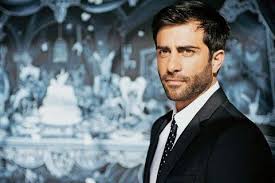 He is an actor, known for don born: Intervista Esclusiva A Simone Montedoro L Amore Prima Di Tutto Simone Montedoro Personaggi Spytwins Com