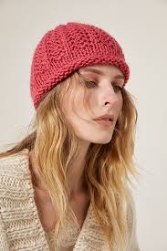 KAREN Cappello in soft wool