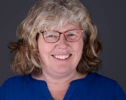 Pamela Hartwig's Instagram, Twitter & Facebook