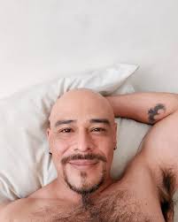 Oficialmente se terminó el rodaje, wrap it up para todos, gracias por el  trabajo, la emoción, el cansancio, la complicidad, pero sobre todo gracias  por darme ánimos y hacer que olvidara un