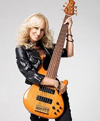 Her career began in 1986 with her joining the band napoleon boulevard when they won the interpop festival. Vincze Lilla Lilla Vincze Albums Download Mp3 Mediaclub Home Of All Mp3 Music