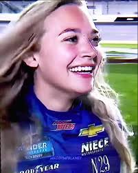 Natalie Driver's Instagram, Twitter & Facebook