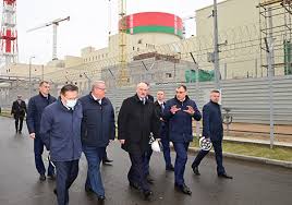 Смотрите онлайн репортажи о важных событиях дня в беларуси. Lukashenko Na Belaes Segodnya Istoricheskij Moment Belarus Stanovitsya Yadernoj Derzhavoj Novosti Belarusi Sobytiya V Belarusi Belorusskie Novosti Belarus By