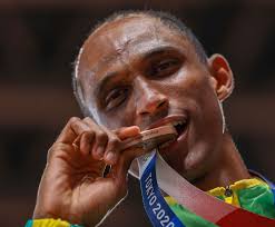 sporte Clube Pinh eiro s R elatório d a Diretoria