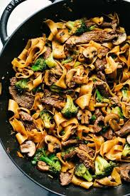 Garlic Beef And Broccoli Noodles The Recipe Critic Wholesome Food Garlic Beef Food