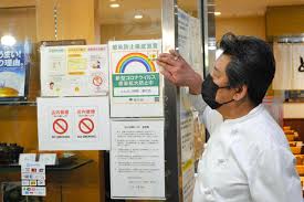 白泉社 月刊lalaにて連載中の、あきづき空太が送る大人気ファンタジーコミック「赤髪の白雪姫」のtvアニメ公式サイト。 アニメのかわいいカップル 美しい赤い髪 カップル イラスト スケッチ 白髪 靴. Ok9z Ar8rmvwwm