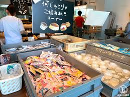 ありあけマルシェの焼きたてハーバーアウトレットが超お得！詰め放題も | はまこれ横浜