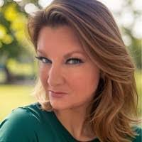 Melissa Molstad's Instagram, Twitter & Facebook