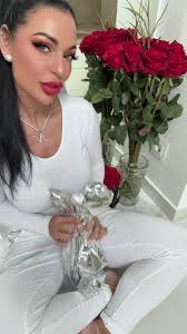 Nadine Kerastas (@kerastasnadine)’s videos with Originalton