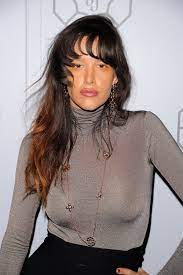 Though authorities aren't releasing any other details, reports claim the actress got into a brawl with the city cast member samantha swetra. Boardwalk Empire Officially Cans Paz De La Huerta