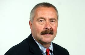 Voters say 'yes' to 9th term for Sparkman