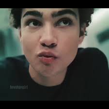 Voyagers Archie Madekwe