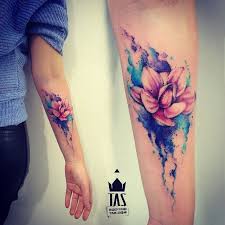 Watercolor tattoos imitate the brushstrokes, patterns, and style of paintings created in watercolors, in particular the vibrant colors and detail to hue and opacity. Gorgeous Flower Watercolor Tattoo Rodrigotas Rodrigo Tas Websta Art At Repinned Net