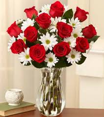 Wedding bouquets 17 piece silk flower bridal bouquet yellow royal white daisy. Red Rose And White Daisy Bouquet