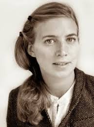 Jennifer Mcveigh's Instagram, Twitter & Facebook