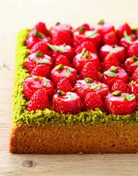 Sable Breton Fraises Du Leon Et Caramel Au Beurre Sale 2004 Par Christophe Adam Recette Sables Breton Alimentation Recette Sable