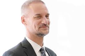 At goldman sachs we turn ideas into reality for our clients and communities around the world. Ex Goldman Sachs Star Mit Berufsverbot Belegt Recht 14 03 2017 Fonds Professionell