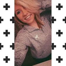 Dinah Patterson's Instagram, Twitter & Facebook