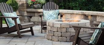 A square fire pit kit that is easy to install with no cutting necessary. Belgard Weston Stone Fire Pit Anastasio Mason Supply Huntington Ny