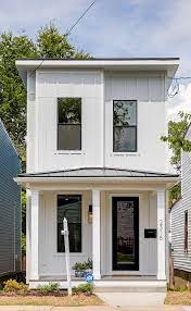 Narrow Lot Modern Farmhouse Modern Farmhouse Exterior Brick Exterior House Narrow House Plans