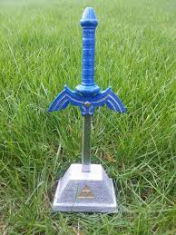 Zelda Coupe Papier Et Couteau A Gateau Master Sword La Legende De Zelda Master Sword Coupe Papier
