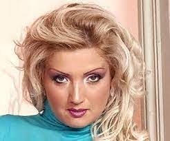 Cyndi Flowers's Instagram, Twitter & Facebook