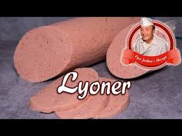 Lyoner Selber Machen Wurst Selbst Herstellen Opa Jochen S Rezept Youtube In 2020 Rezepte Lebensmittel Essen Wurstchen