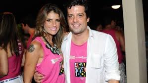 57,089 likes · 251 talking about this. Perto De Assumir Namoro Marina Ruy Barbosa Passa Temporada Em Fazenda De Guilherme Mussi E E Vista Por Moradores Famosos Extra Online