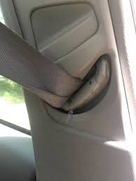 When this happens, it is easy to fix as well. Drivers Side Seat Belt Is Folded Over And Stuck It Is Extended Nearly All The Way Out So It Provides No Protection How Do I Get This Un Stuck 2004 Toyota Camry