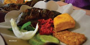 Beli sambal mangga online berkualitas dengan harga murah terbaru 2020 di tokopedia! Pecel Lele Paling Enak Di Bandung Yang Dijamin Bikin Nagih