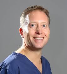 Robin Ratcliffe's Instagram, Twitter & Facebook