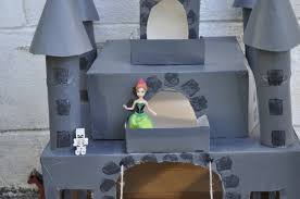 Mary teaches kids how to make a castle out of a cardboard box. Box Castle Be A Fun Mum