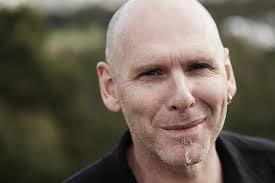 A Test of Will: One Man's Extraordinary Story of Survival: MacDonald,  Warren: 9781553650645: Amazon.com: Books