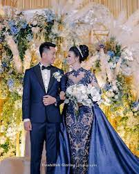 Foto Resepsi Ariska Putri Pertiwi Mewah Megah Dengan Adat Melayu Kapanlagi Com Gaun Pengantin Gaun Pengiring Pengantin Putri