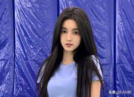 Du meizhu breaks down the silence and reveals kris wu's secrets with long information summarizing it with six points, according to cpophome. Using Legal Weapons To Defend His Rights Why Didn T Canadian Artist Wu Kris Sue Du Meizhu Inews