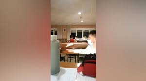 Sin tregua de los terremotos en granada. Terrorifico Asi Fue El Terremoto En Una Biblioteca De Granada As Com