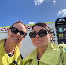 Yesterday we had a blast hosting a station tour for a local playgroup and  their families 🚒 After joining us for a walkthrough of our facilities, we  kept the best part for