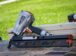 Our industry leading nails are designed and manufactured to match the specs of paslode nailers so your nailer will run smoothly, with fewer misfires and jams while driving flush, even into the toughest materials. Paslode Framing Nailer Review F 350s Page 2 Of 2 Pro Tool Reviews