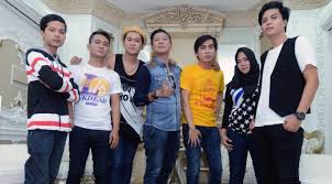 Kumpulan lagu hits kangen band full album ~ terbang bersamaku, doy, pujaan hati, yolanda,. Sambut Kembalinya Andika Kangen Band Rilis Single Baru Showbiz Liputan6 Com