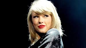 Taylor Swift shakes off Seven reporter by 'banning' her from Hamilton Island