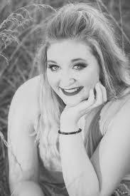 Lexie Wright's Instagram, Twitter & Facebook