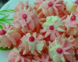 Hari ni nak share resepi asas doh biskut yang mudah sukatan cawan. Resepi Biskut Semperit Sukatan Cawan Aneka Resepi Bunda