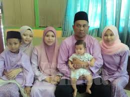 Rozita ibrahim has a high sentiment for sendayu tinggi. Bonda Rozita Ibrahim Kongsi Gambar Anak Anak Waktu Di Rumah Sewa Mereka Lihat Dan Bersama Saya Lalui Kesusahan Mingguan Wanita